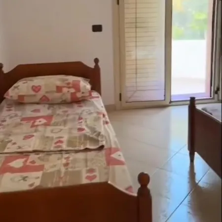 Dhoma Plazhi Xheviti Vlorë