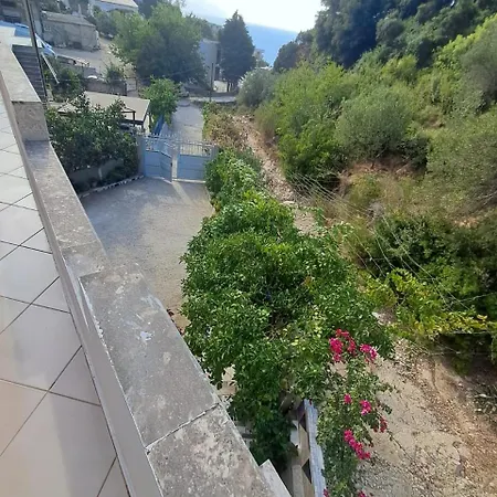 Dhoma Plazhi Xheviti Vlorë